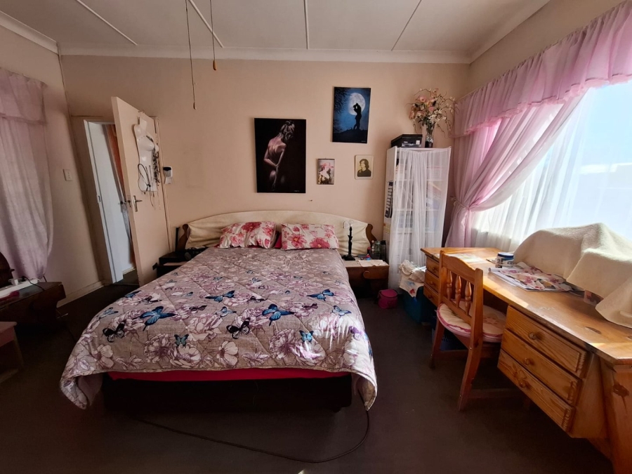 4 Bedroom Property for Sale in Hospitaalpark Free State